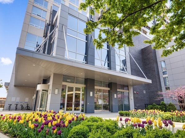 1901 S Calumet Ave #1008, Chicago, IL 60616