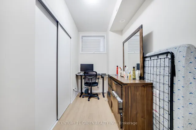 Additional image 38 of 1585 Rose Way Unit 122