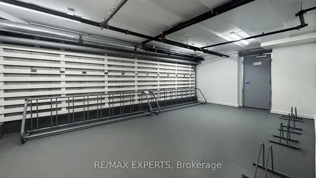 Additional image 18 of 45 Connaught Ave Unit 403