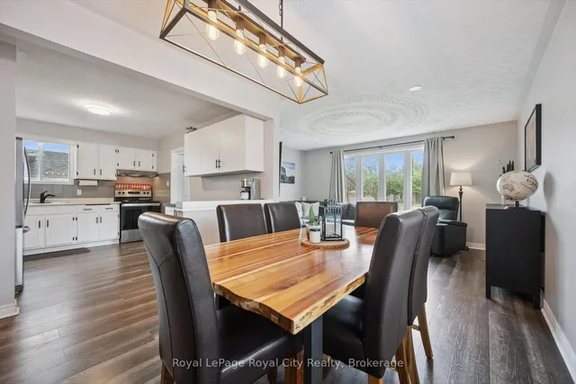 Additional image 11 of 187 The Country Way