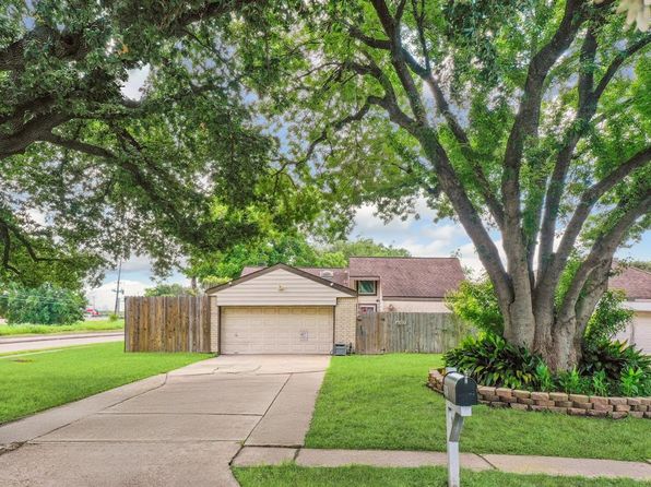 4103 Bugle Rd, Houston, TX 77072