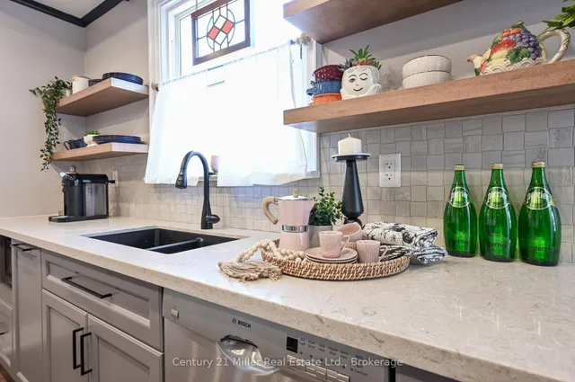 Additional image 10 of 179 Townsend Ave