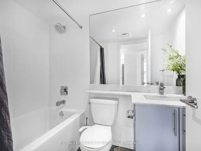 Additional image 20 of 65 East Liberty St Unit 1202