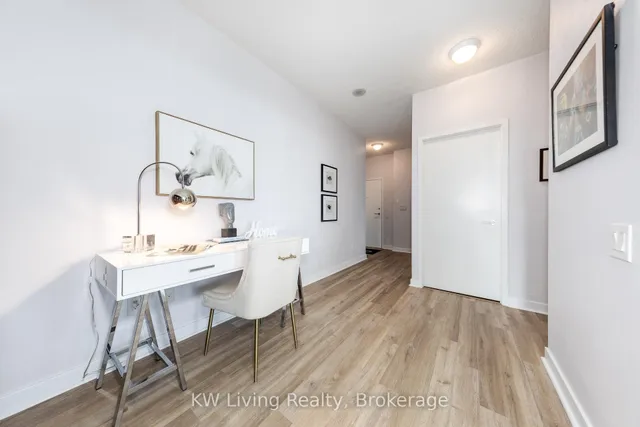 Additional image 3 of 33 Singer Crt Unit 2702