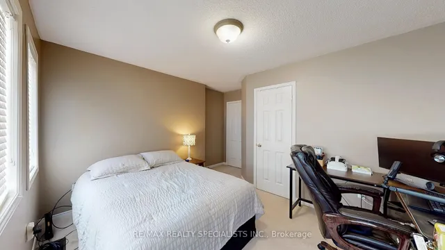 Additional image 24 of 482 Grant Way