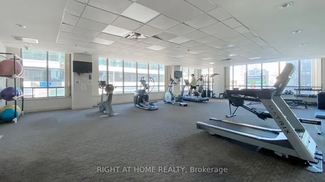 Additional image 35 of 18 Parkview Ave Unit 906