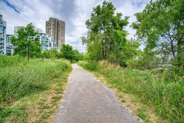 Additional image 31 of 3 Marine Parade Dr Unit 1504
