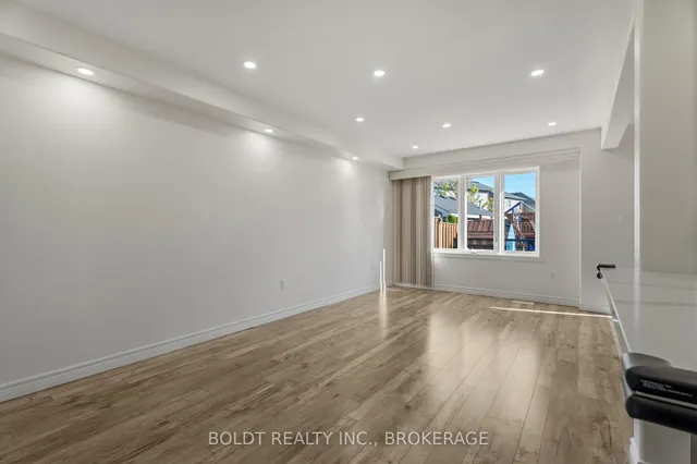 Additional image 9 of 26 Dulgaren St