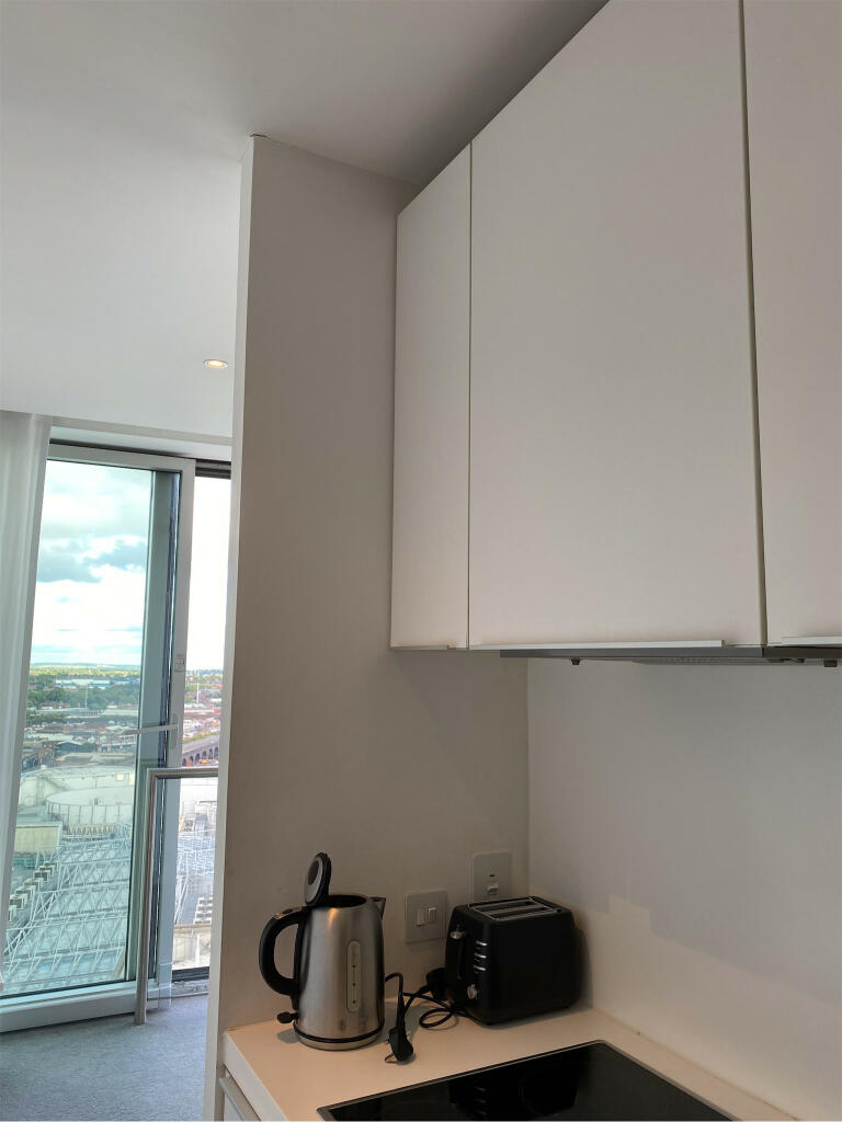 Additional image 12 of Studio For Rent - Rotunda