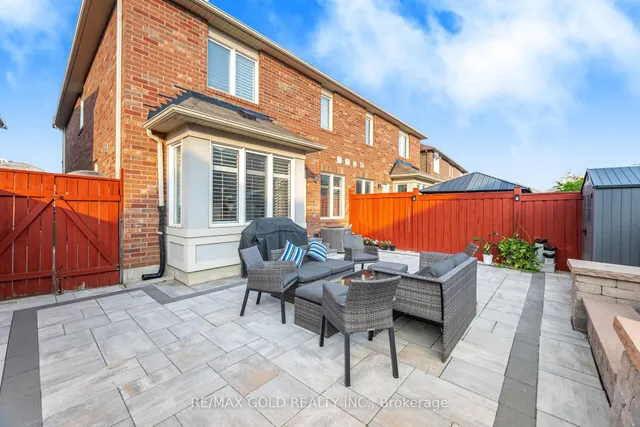 Additional image 50 of 49 Biddens Sq