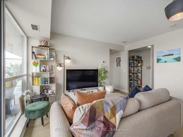 Additional image 4 of 100 Western Battery Rd Unit 1108