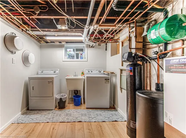 Additional image 28 of 120 Moore Ave