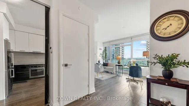 Additional image 11 of 36 Park Lawn Rd Unit 1408