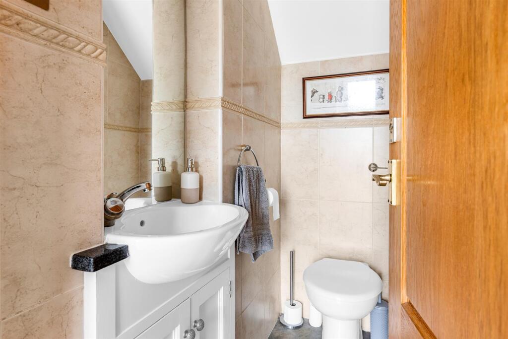 Additional image 18 of Warren Way, Welwyn