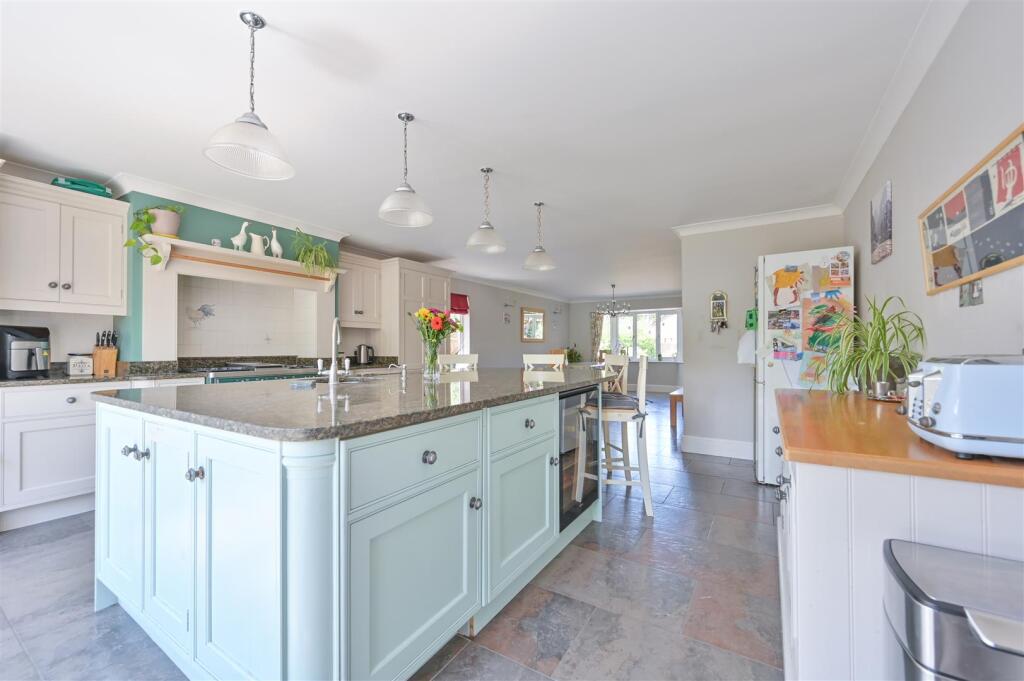 Additional image 7 of Leasey Dell Drive, Wheathampstead, St. Albans