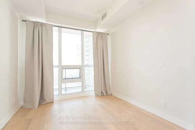 Additional image 11 of 2212 Lake Shore Blvd Unit 2109