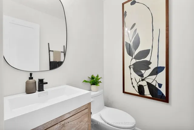 Additional image 16 of 1576 Kerns Rd Unit 6