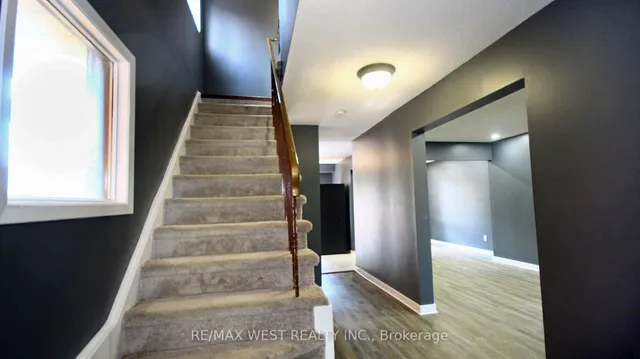 Additional image 15 of 148 Fanshawe Dr