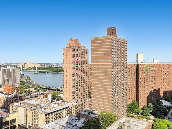 300 E 93rd St, New York, NY 