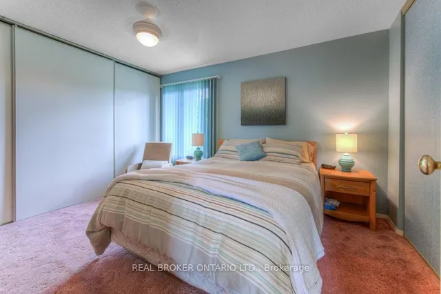 Additional image 24 of 889 Morley Ave