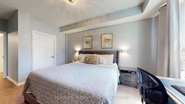 Additional image 16 of 3351 Cawthra Rd Unit 218