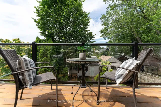 Additional image 17 of 52 Woodycrest Ave