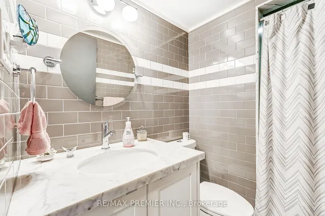 Additional image 17 of 133 Torresdale Ave Unit 101