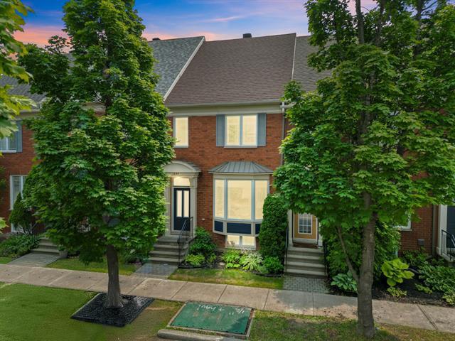 1654 Rue de l'Everest|Montréal (Saint-Laurent), Quebec H4R2Y8