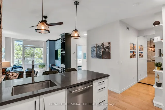 Additional image 17 of 16 Yonge St Unit 306