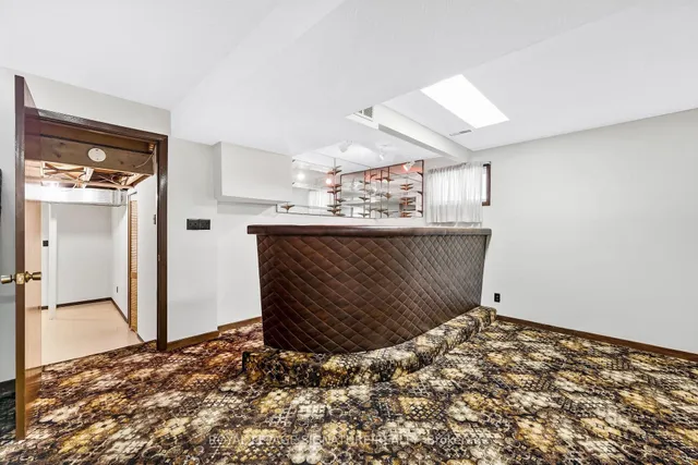 Additional image 30 of 28 Greendowns Dr