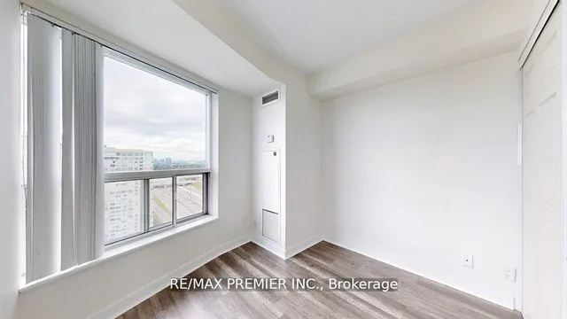 Additional image 8 of 36 Lee Centre Dr Unit 3010