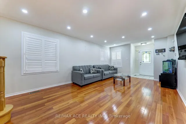 Additional image 11 of 7 Glacier Cres