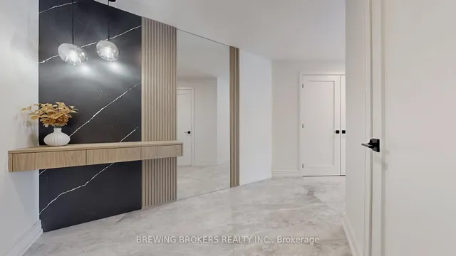 Additional image 4 of 85 Skymark Dr Unit 501