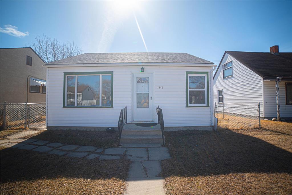 1140 Somerville Avenue|Winnipeg, Manitoba R3T1B7
