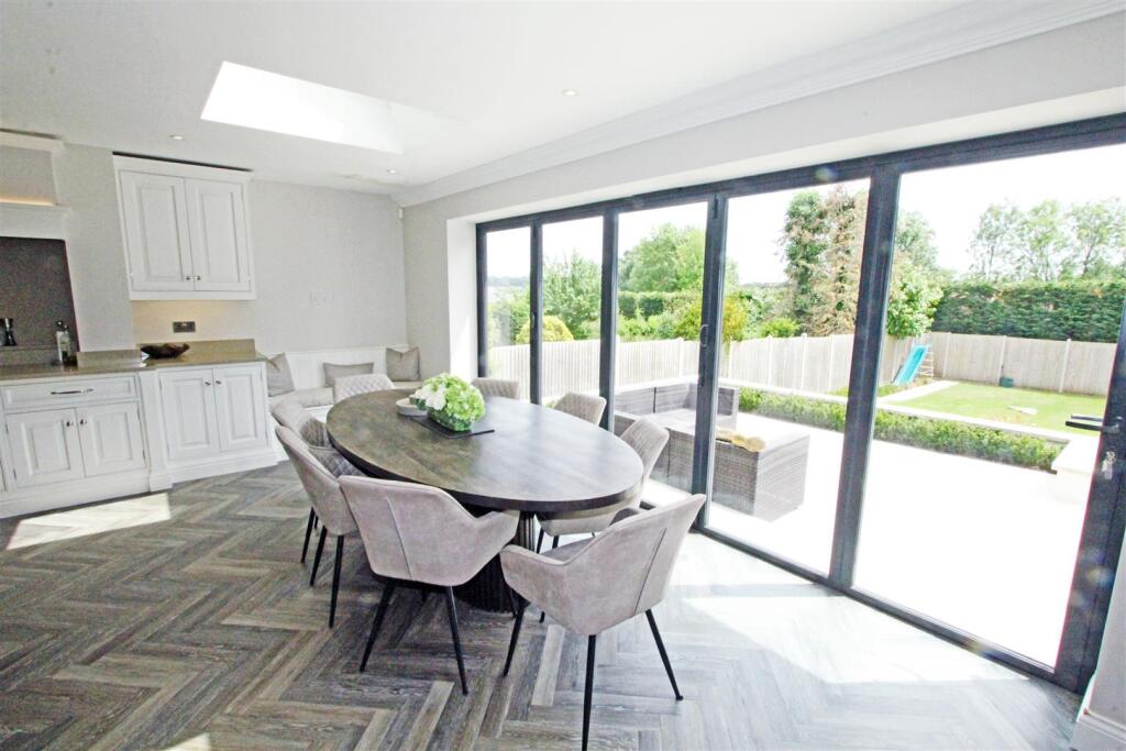 Additional image 7 of The Grove, Brookmans Park , Herts