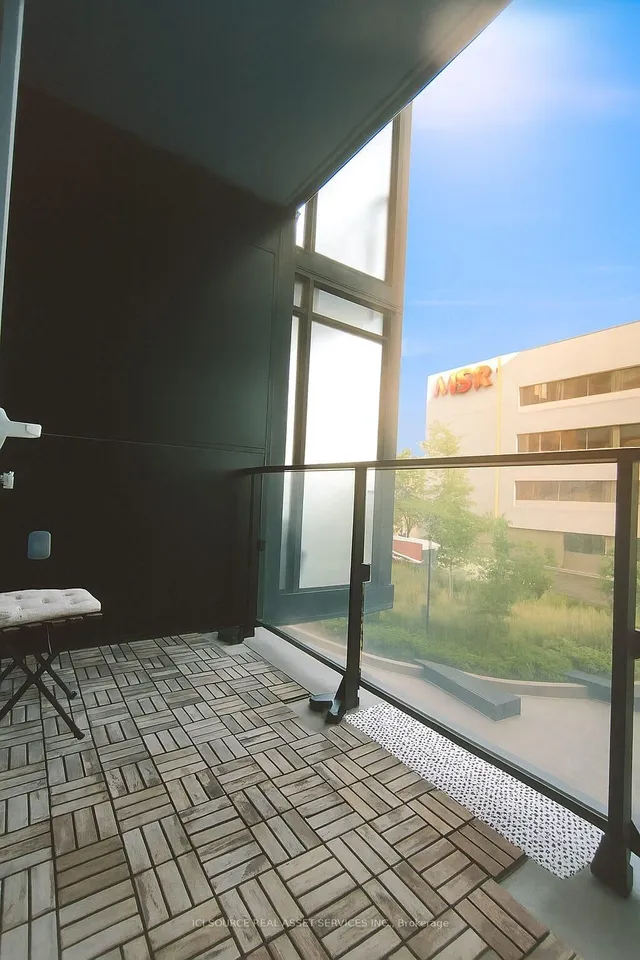 Additional image 16 of 8 Tippett Rd Unit 212