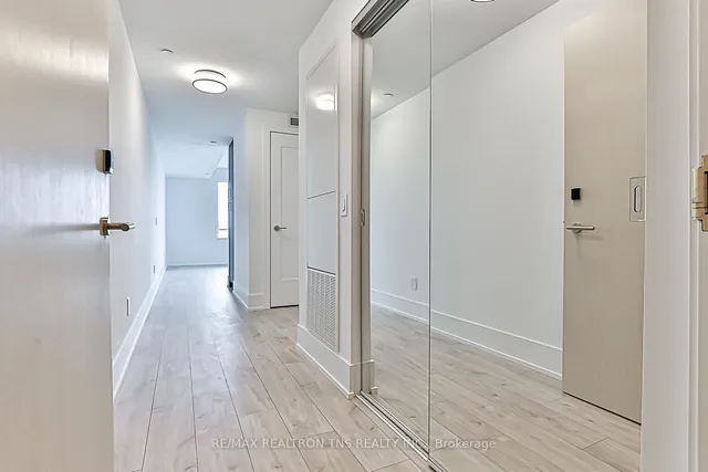 Additional image 4 of 480 Front st west St Unit 1504