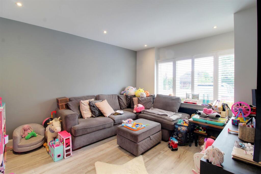 Additional image 5 of Huggins Lane, Welham Green