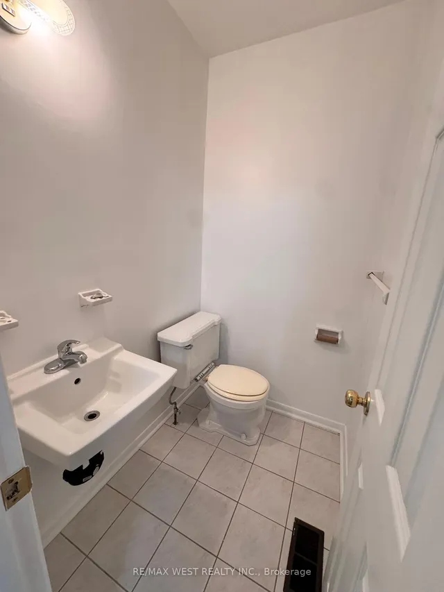 Additional image 15 of 100 Spenvalley Dr