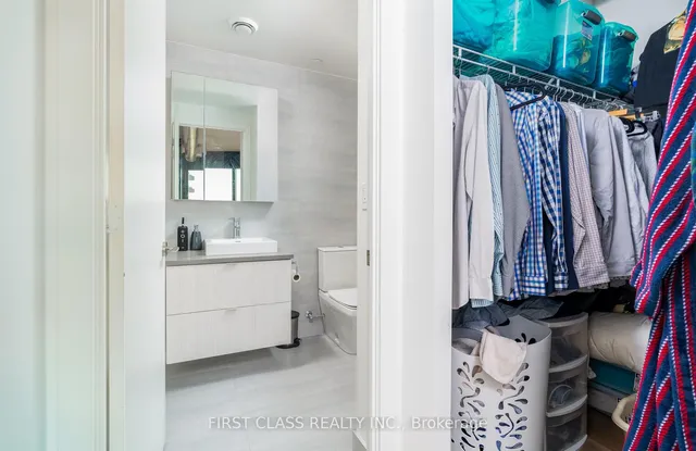 Additional image 18 of 21 Lawren Harris Sq Unit 416