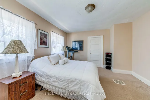 Additional image 28 of 593 Royal York Rd