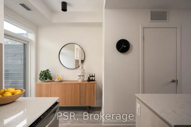 Additional image 18 of 11 St Bartholomew St