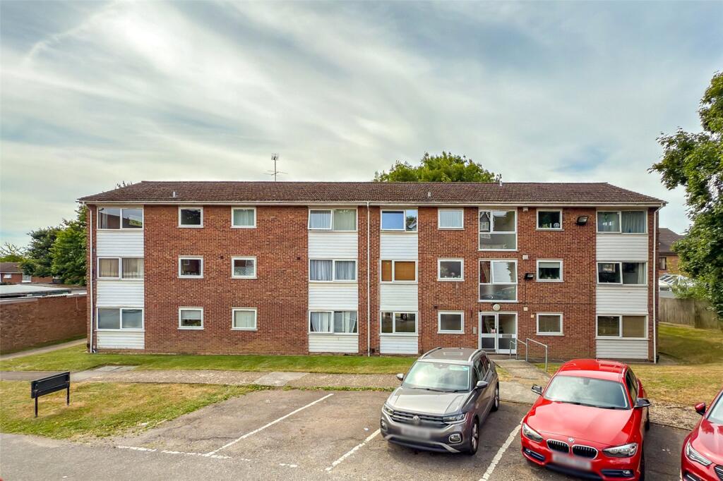 Cedar Court, St. Albans, Hertfordshire, AL4
