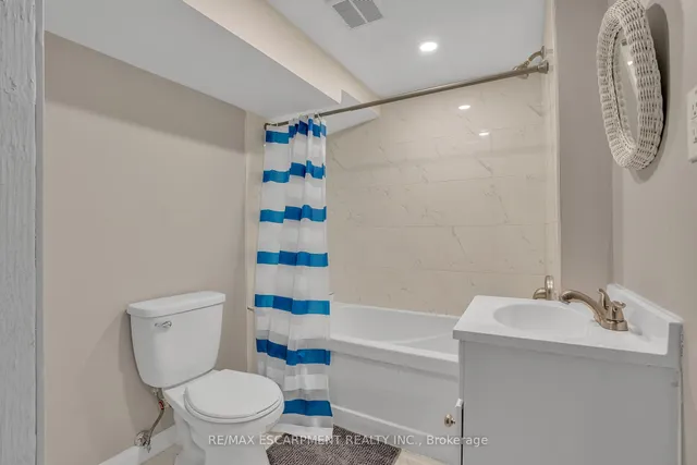 Additional image 29 of 38 Eastvale Pl