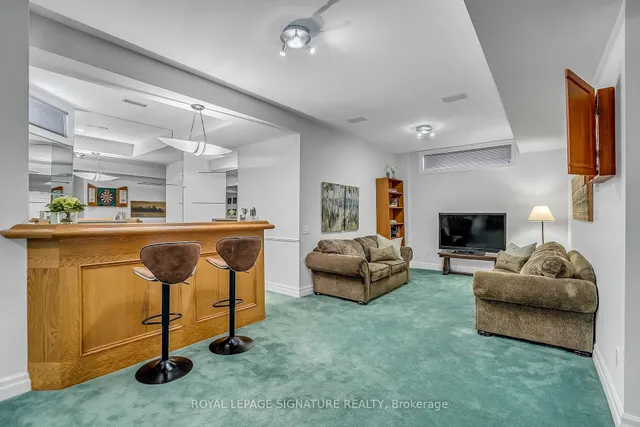 Additional image 38 of 20 Hurlingham Cres