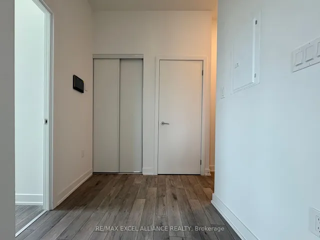 Additional image 9 of 1005 Dundas St Unit 146