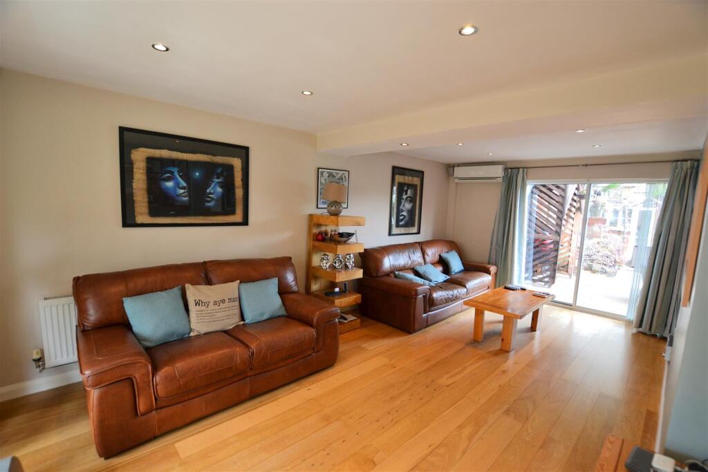 Additional image 8 of Rowan Walk, Hatfield