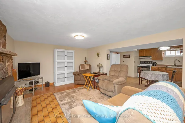 Additional image 31 of 327 East 42nd St