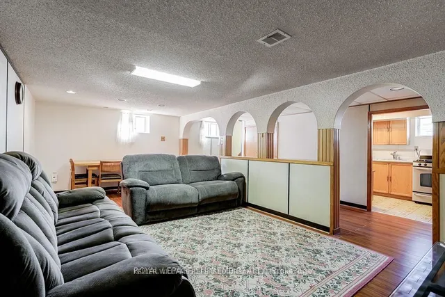 Additional image 15 of 74 Roberta Dr