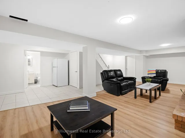 Additional image 31 of 55 Summerhill Cres